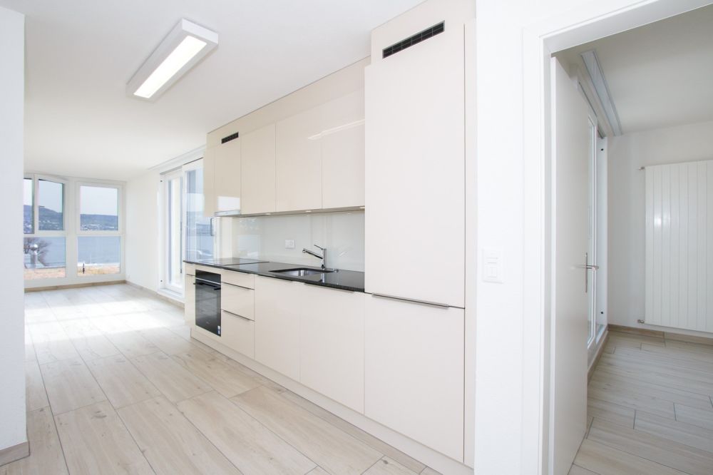 Ihr neues Zuhause mit atemberaubender Seesicht und Badeplatz - Bild 7
