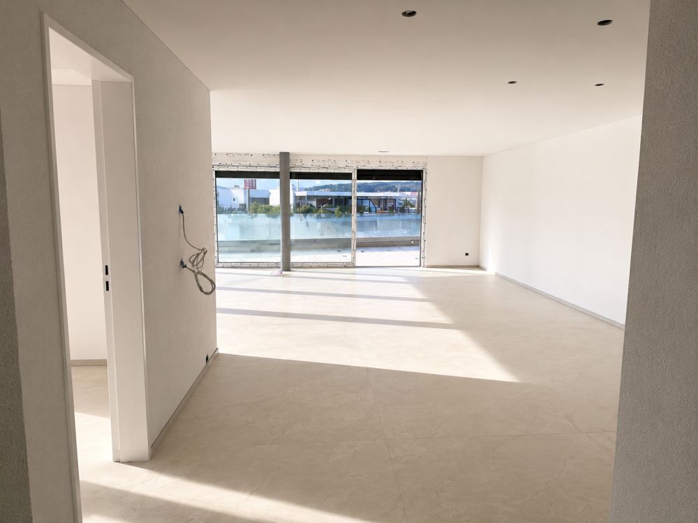Luxus pur – Exklusive 4.5-Zimmer-Terrassenwohnung in Rothrist - Bild 4