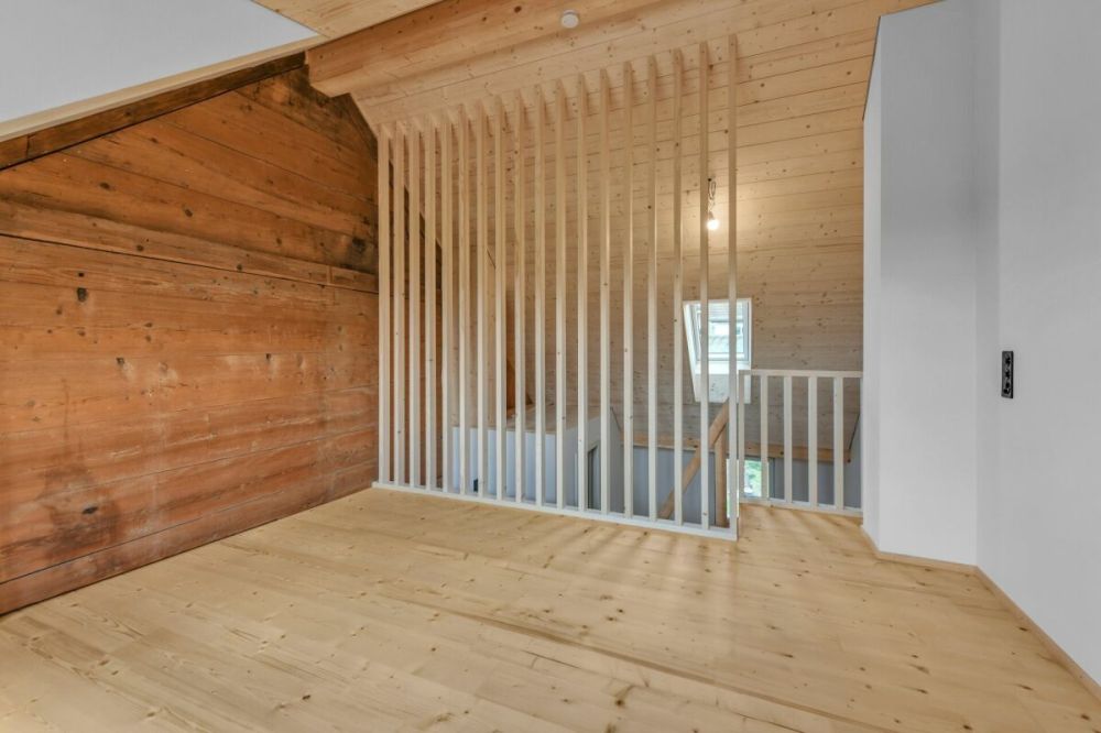 Einziehen und wohlfühlen: Charmanter 3.5-Zimmer-Hausteil, kernsaniert und bezugsbereit in Bazenheid - Bild 8