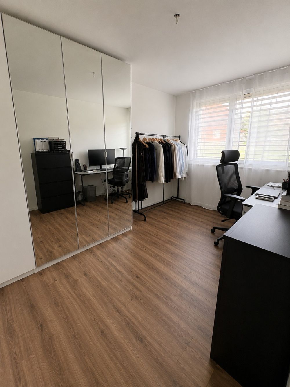 Helle und moderne 4.5-Zimmer-Wohnung mit grosszügigem Balkon - Bild 4