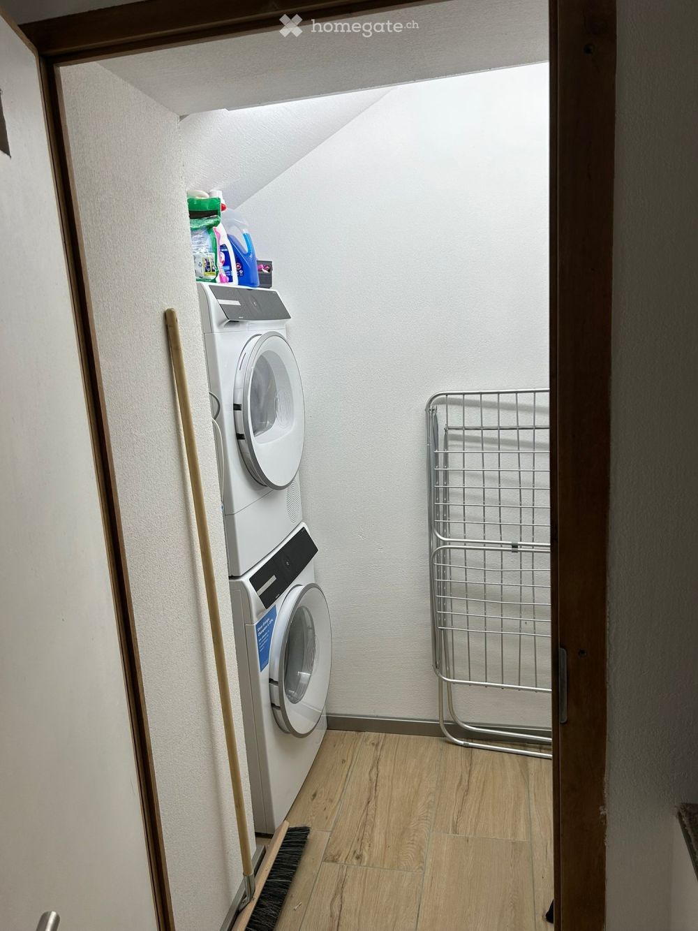 Moderne 3.5-Zimmer-Wohnung in ruhiger Lage von Truttikon und mit einzigartiger Gartenanlage - Bild 8