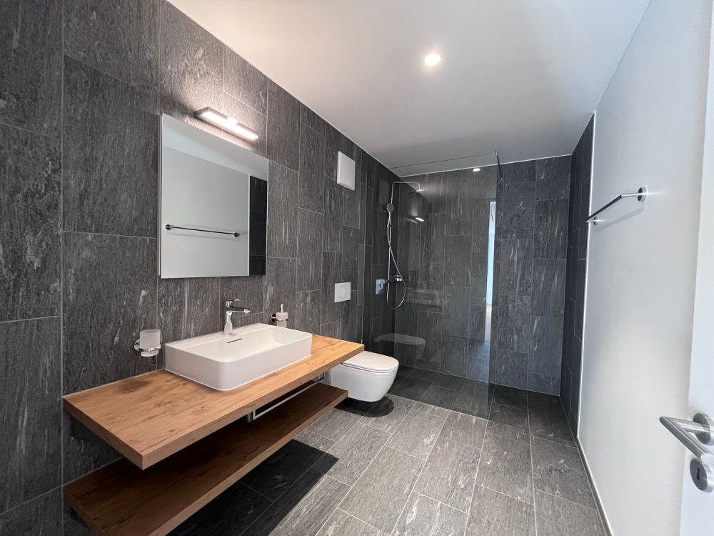 Modern Wohnen im Neubau Bahnhofpark Cazis - Bild 2