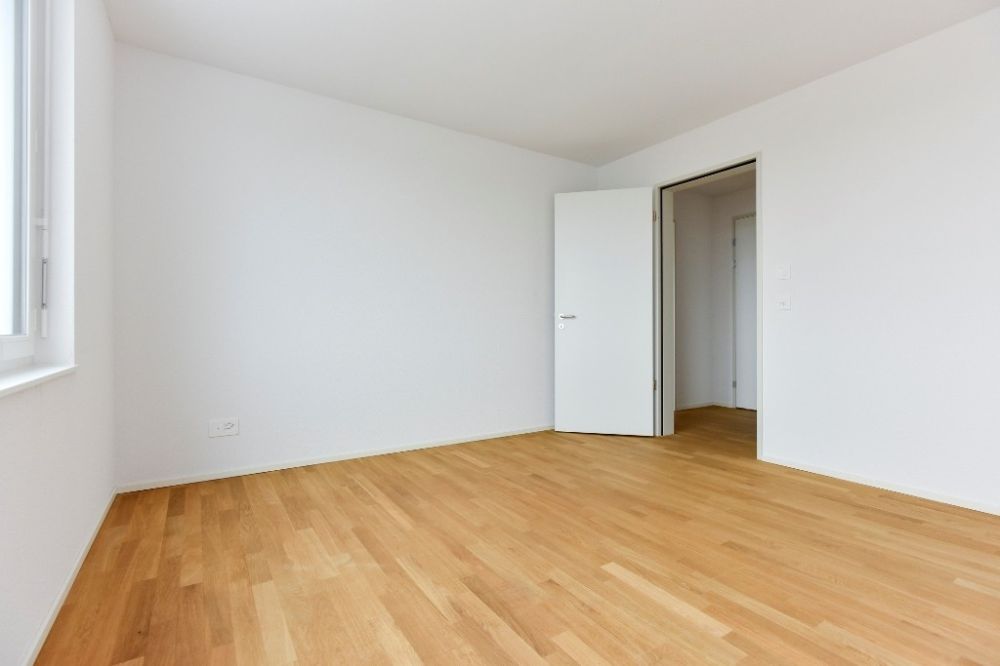 Grosszügige Neubauwohnung mit schöner Loggia - Bild 8