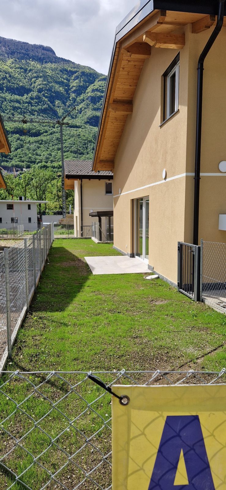 Casa unifamiliare moderna a Osogna - 3.5 locali con giardino - Bild 2