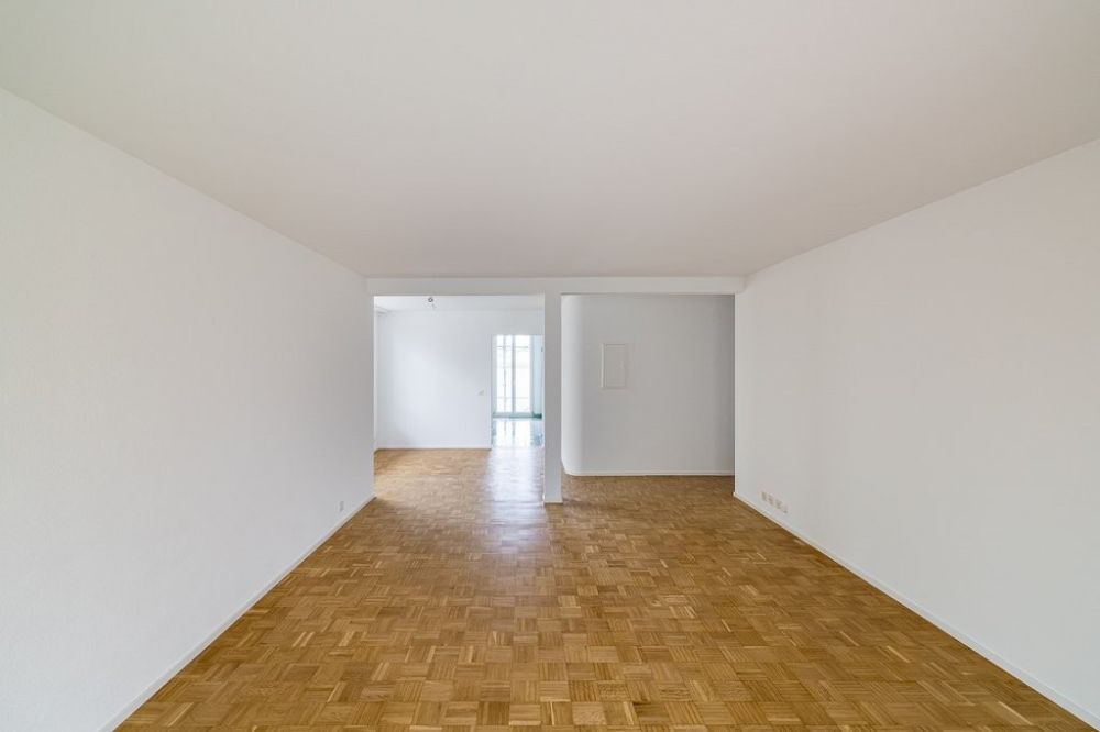 Frisch sanierte 3.5-Zimmer-Wohnung an attraktiver Lage - Beispiel Wohnzimmer