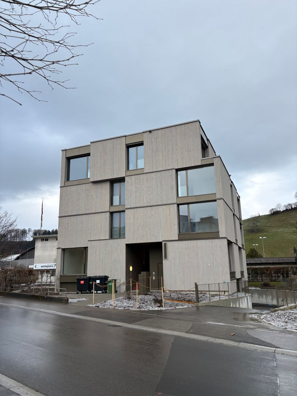 Modernes Wohnen im Herzen von Worb – Neubau an zentraler Lage - Bild 1