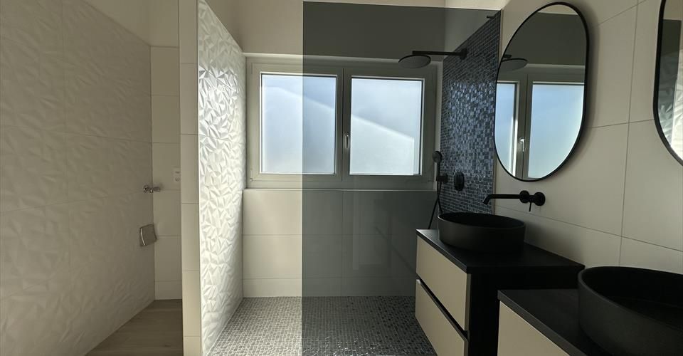 Appartement de 4 1/2 et studio à vocation commerciale - Attique 5.5 pièces - image - 7