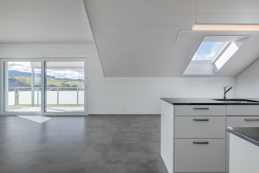 3.5-Zimmer-Neubauwohnung mit Charme und traumhafter Aussicht - Das Foto zeigt eine vergleichbare Wohnung und dient nur zur Veranschaulichung.