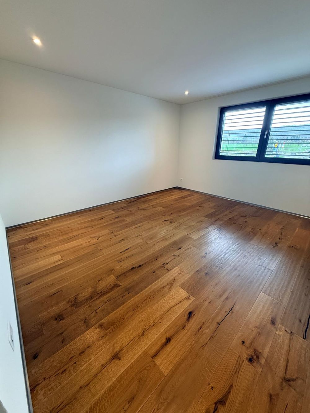 Moderne 3.5-Zimmer-Attikawohnung im Neubau – Wohlen, sofort verfügbar - Bild 2