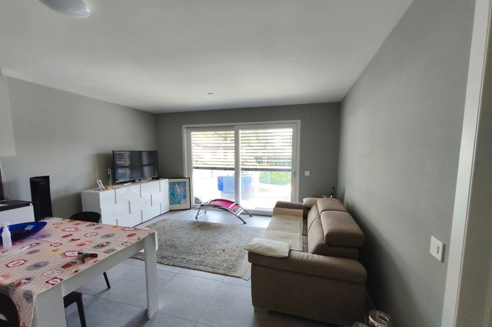 Moderno 2,5 locali di recente costruzione con terrazzo panoramico - Bild 2