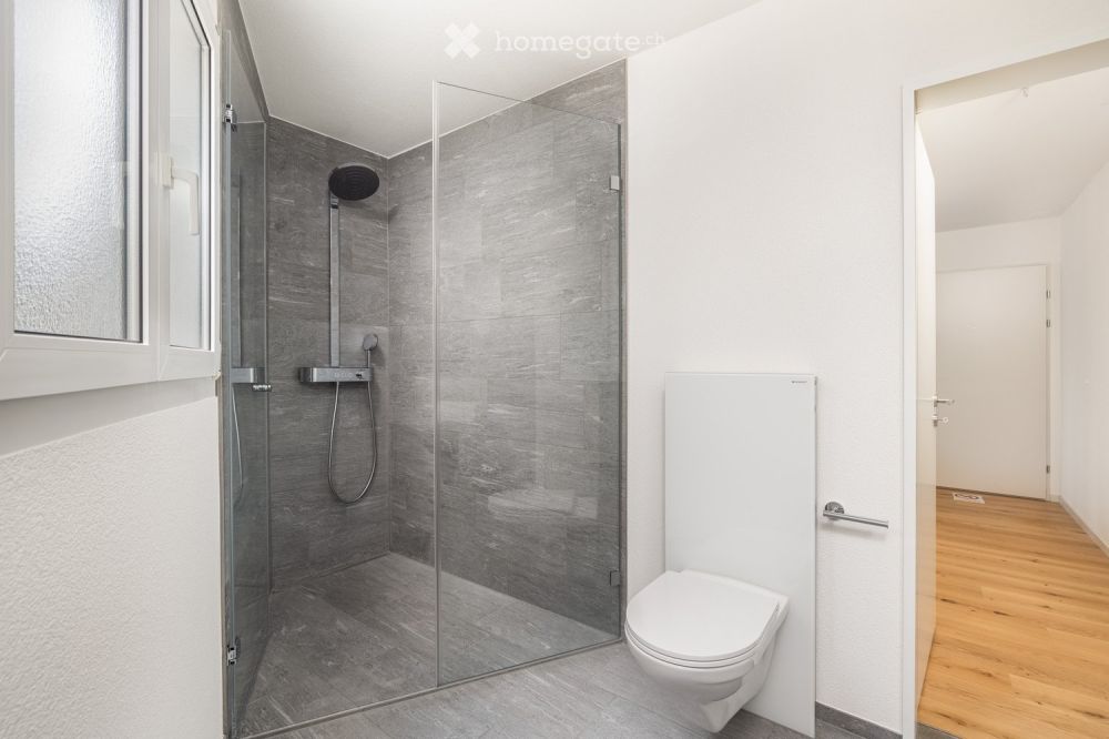 Stilvoll wohnen in Bassersdorf – hochwertige 3½-Zimmer-Wohnung mit Balkon - Bild 3