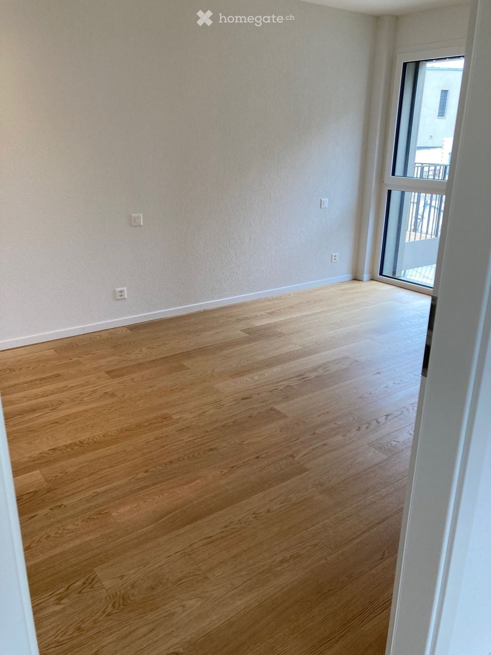 Appartement neuf exclusif de 2,5 pièces avec grand balcon et vue magnifique à Tatroz - Bild 8