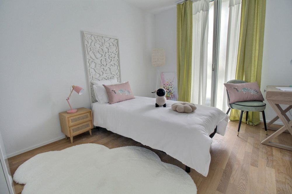 Neue Wohnungen mit 4.5 Zimmern - Chambre 2