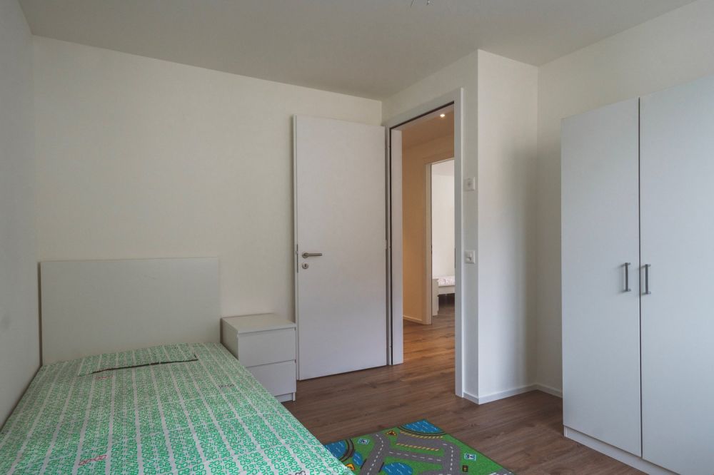 Wunderschöne 4 1/2 Zimmerwohnung mit Balkon - Bild 6