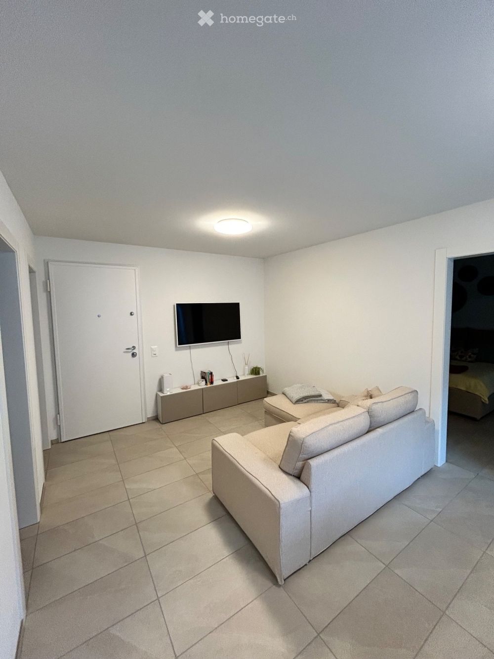 Cerco subentrante per appartamento di 2.5 locali a Cadenazzo - Bild 1