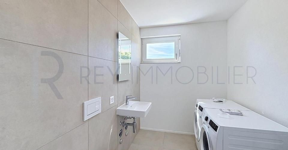Triplex neuf dans villa avec terrasse et jardin - Appartement 5.5 pièces - image - 10
