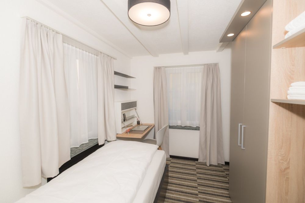 Ab 1.8.26 modernes möbliertes Zimmer an zentraler Lage in Kriens - Bild 2