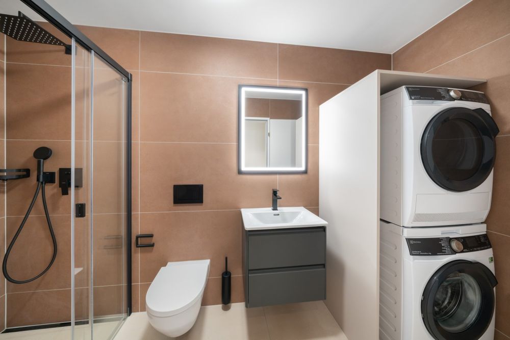 Moderne 3½-Zimmer-Wohnung C5 - 1. Monat mietzinsfrei - Badezimmer