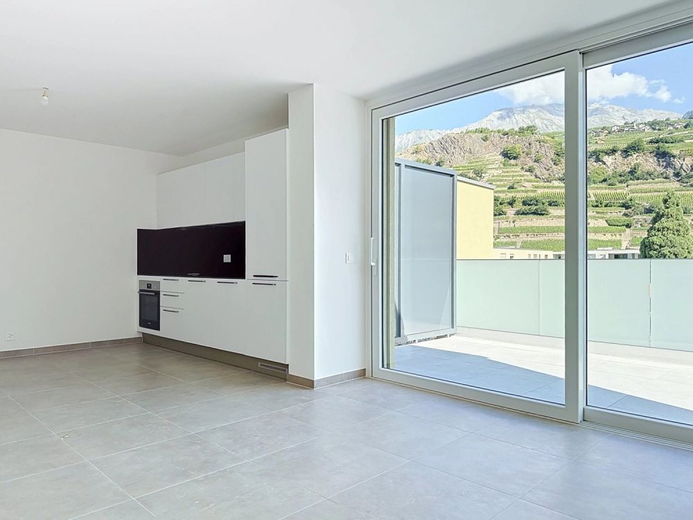 Zu vermieten in Uvrier großes 2.5-Zimmer-Attikapartment mit Terrasse - Bild 4