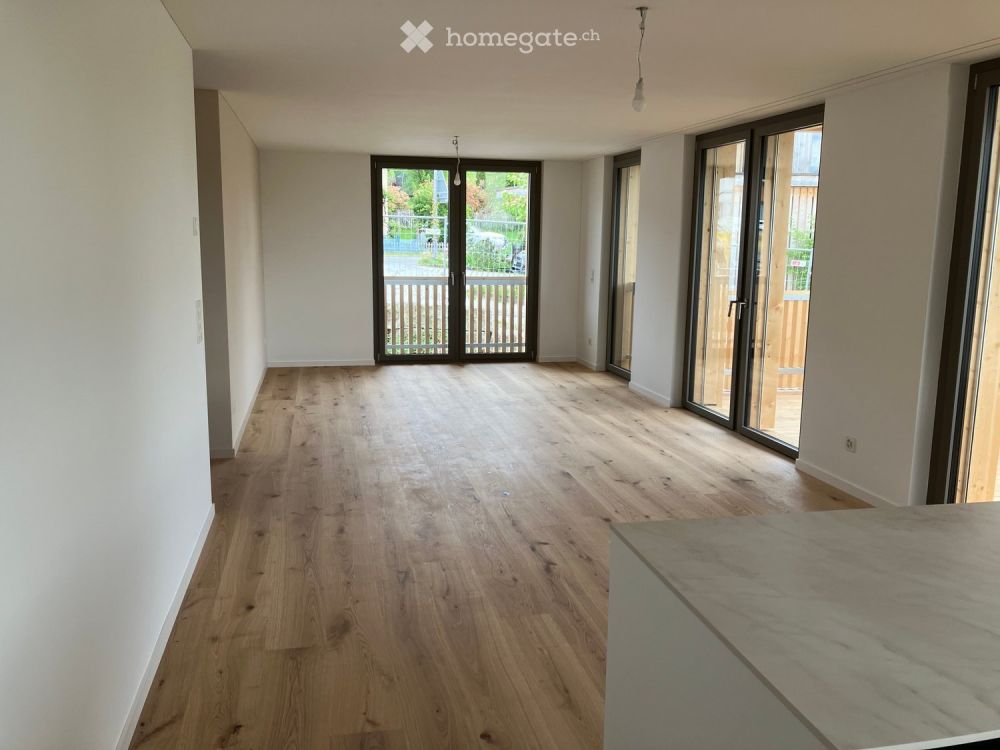 5.5-Zimmer-Wohnung mit Panorama & Eigentumsstandard in Wernetshausen - Bild 3