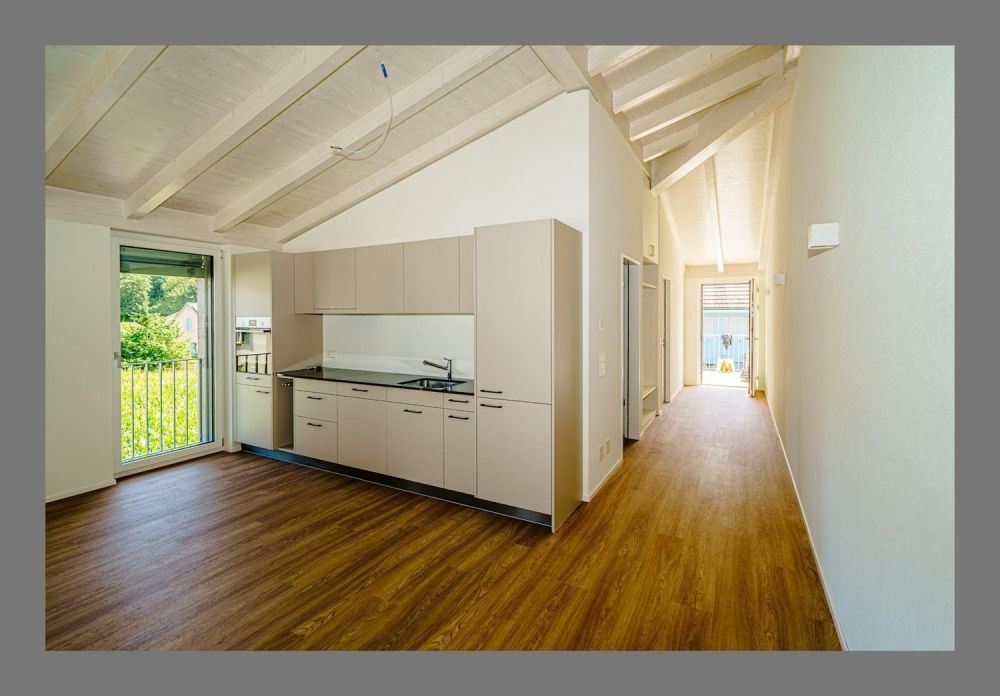 Moderne 2.5-Zimmerwohnung in Hölstein zu vermieten - 04 Küche