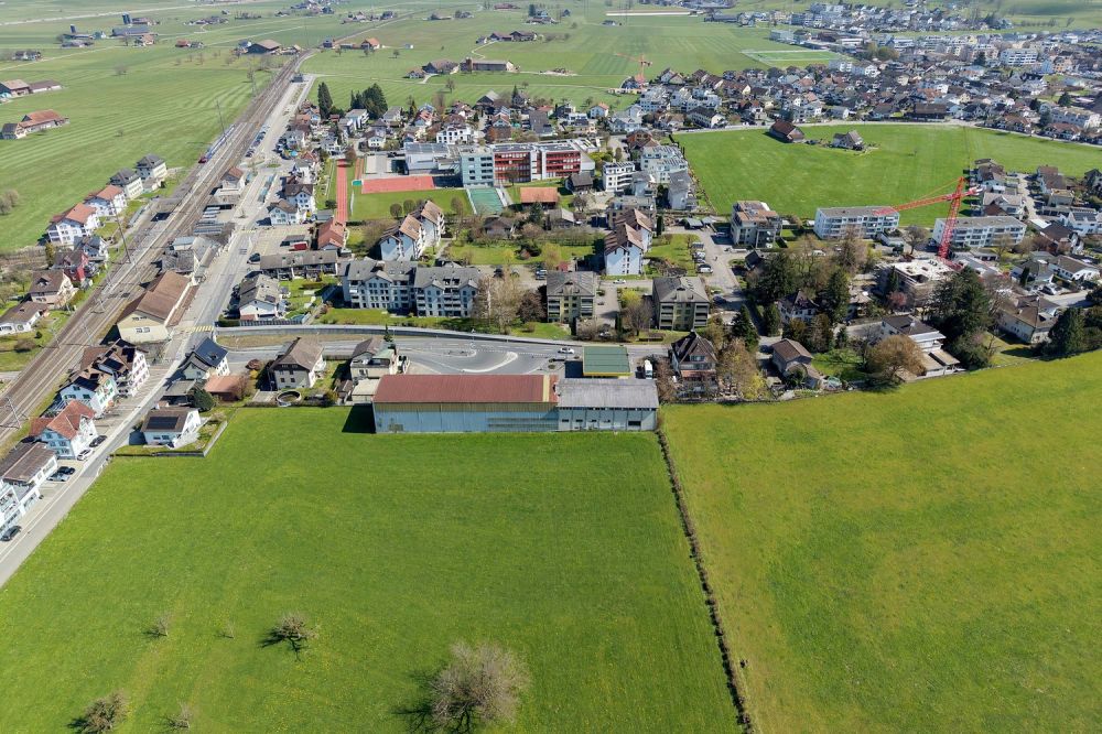 Bauland mit grossem Potential – Nähe Bahnhof, am Grünen mit Weitsicht - Bild 11