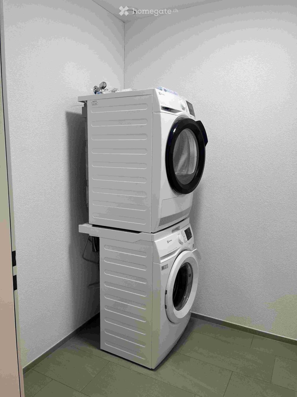 Moderne 2.5-Zimmer-Neubau-Wohnung in ruhiger Lage Wolfhausen - Bild 5
