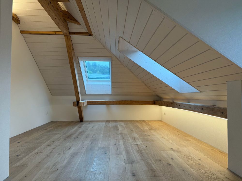Moderne 3.5-Zimmer-Dachwohnung an ruhiger Lage in Nesslau - Bild 5