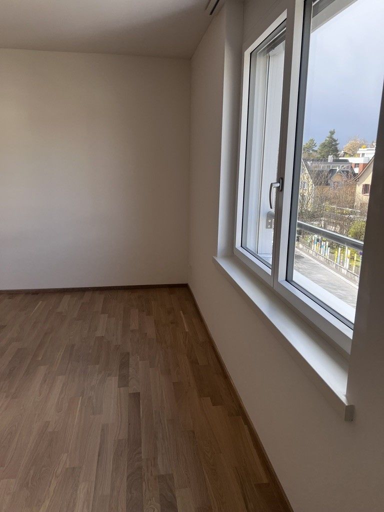 Erstbezug: Moderne 4.5-Zimmer-Wohnung an zentraler und ruhiger Lage in Bülach - Bild 8