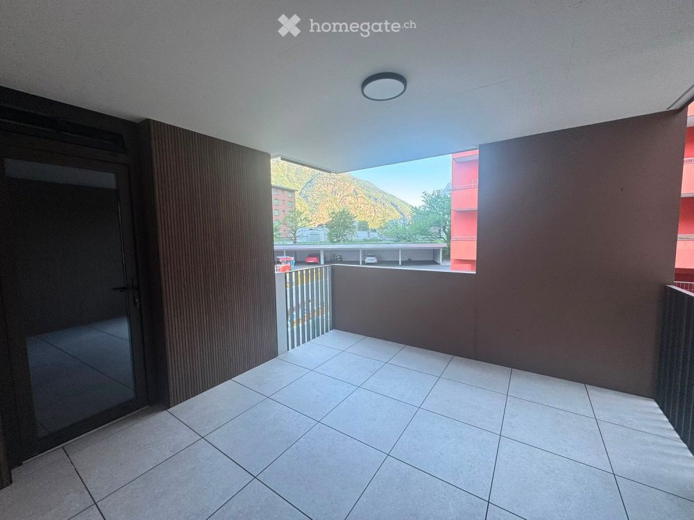 Elegante 2.5 locali con terrazza a Biasca (TI) - Bild 8