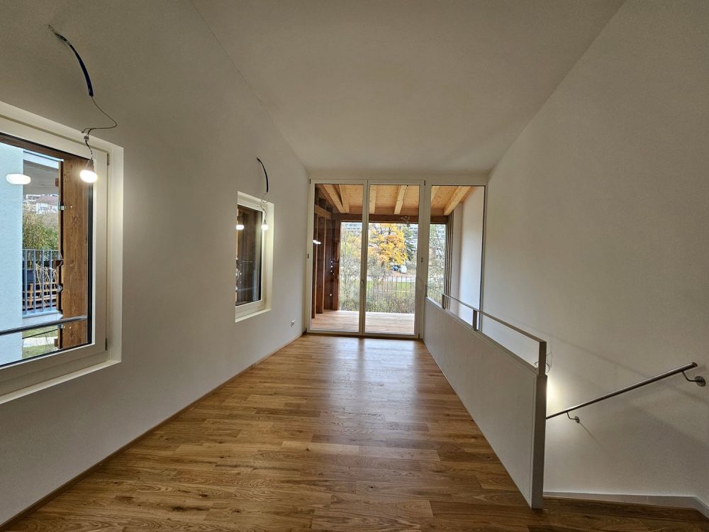 Erstvermietung - Maisonette über 3 Etagen mit Atelier, Balkon & Hobbyraum in Sissach - Bild 3