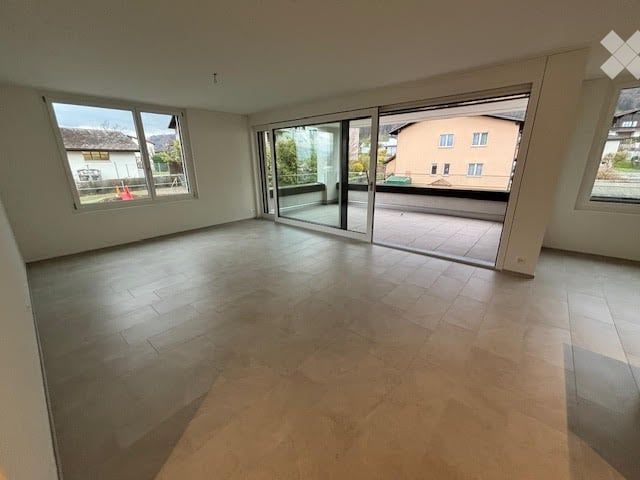 Moderne 3.5-Zimmer-Neubau-Wohnung mit grossem Balkon - Bild 6