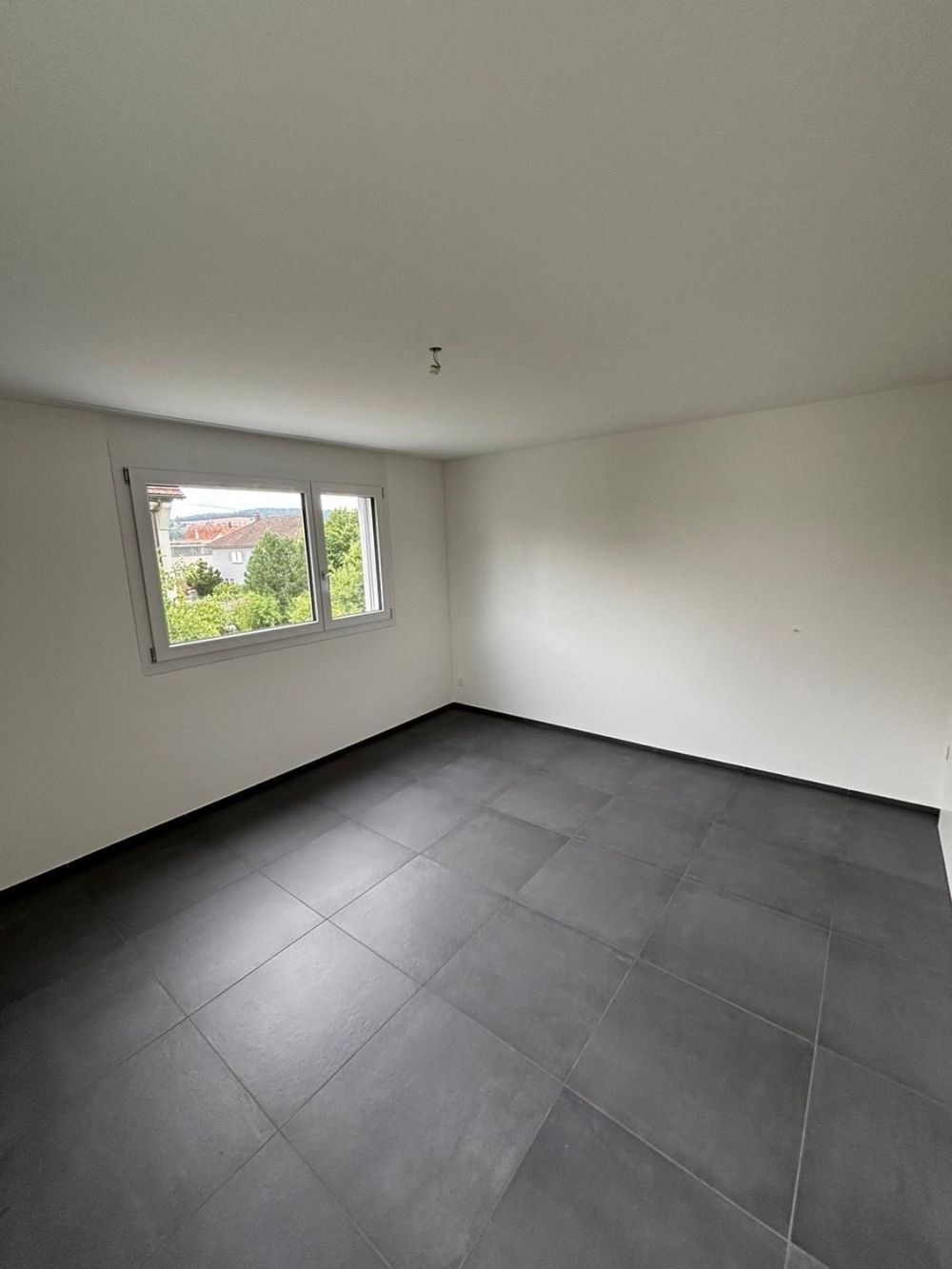 Moderne 2.5-Zimmer-Neubauwohnung mit grossem Balkon & Tiefgaragenparkplatz in Bülach - Bild 10