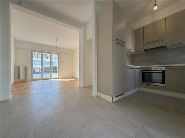 Lugano: 3.5-Zimmer-Wohnung - Interno