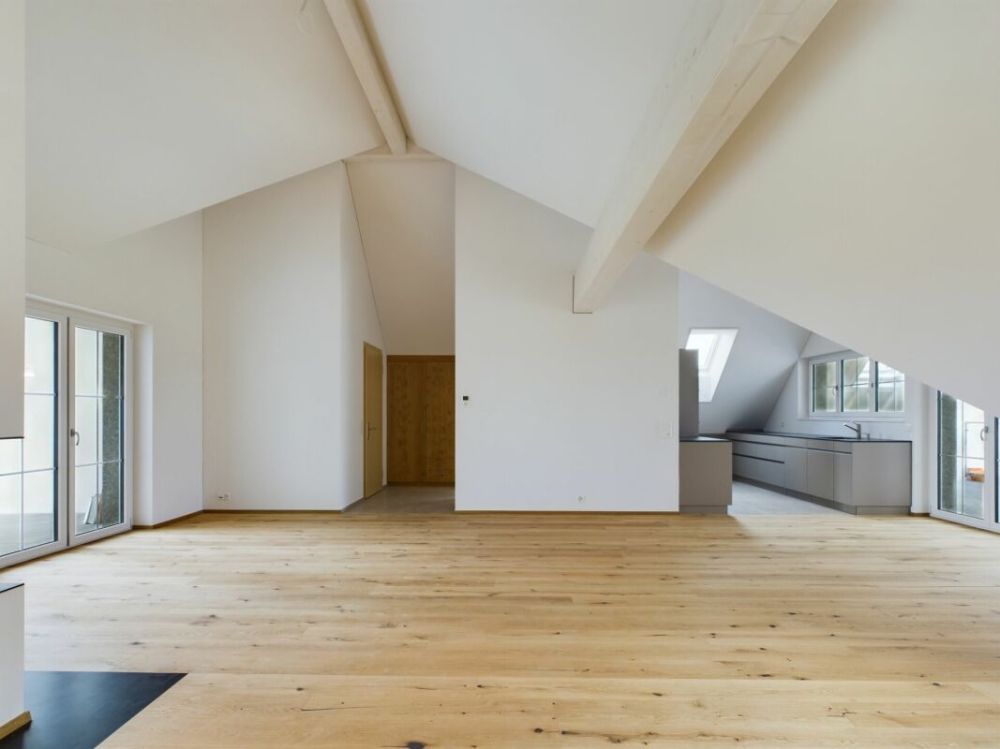 Moderne 4.5-Zimmerwohnung Dachgeschoss mit Weitblick - Bild 4