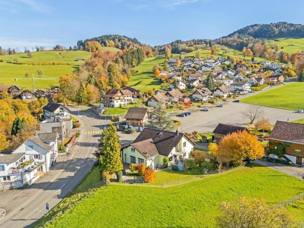 Befristetes Mietverhältnis: 3,5-Zimmerwohnung mit attraktivem Grundriss und grosszügigem Aussenbereich - Bild 6