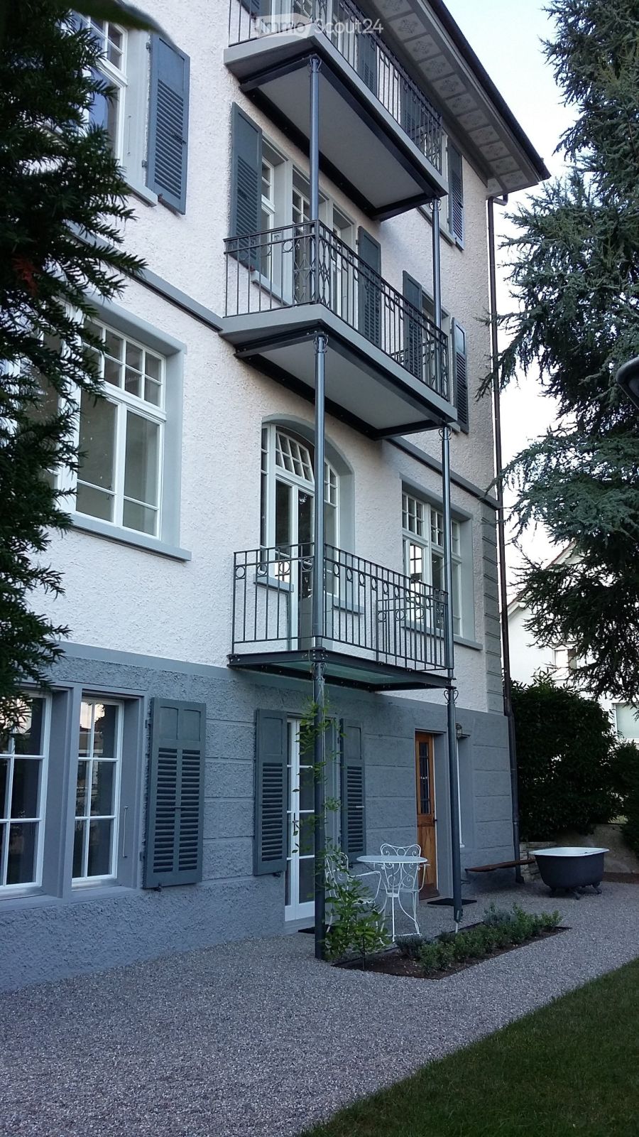 4 Zimmer-Wohnung mit Balkon und toller Aussicht - Bild 12