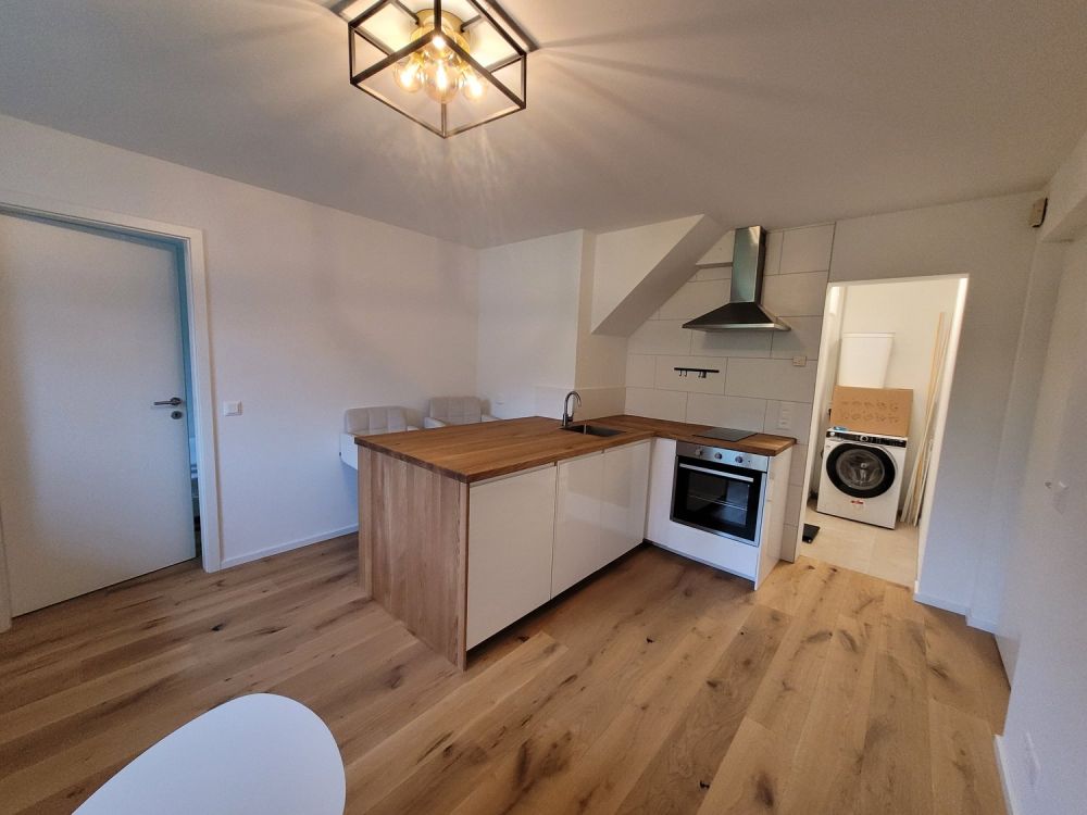 Moderne 1.5-Zimmer-Wohnung mit Bergblick in Hinwil - Bild 2