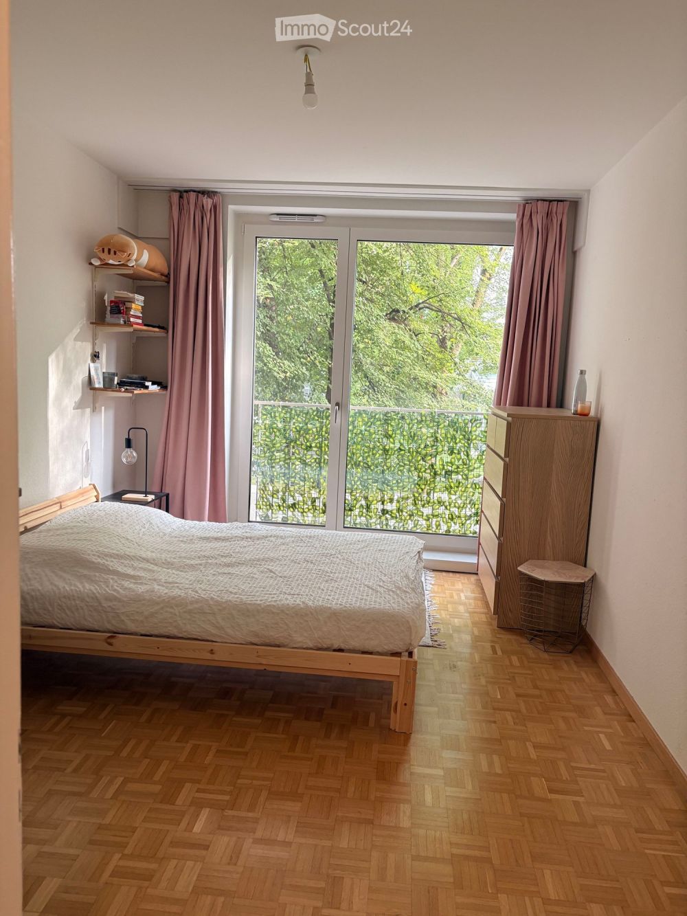 Charming 2.5-Room Apartment, shared with only 1 other person - Bild 1