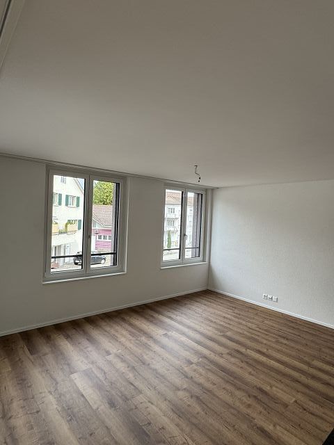 moderne 3.5-Zimmerwohnung im Zentrum von Münchwilen - Wohn- / Essbereich