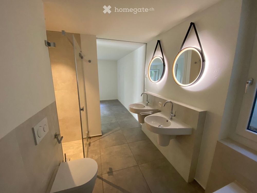 Gartenwohnung mit grosser Terrasse und privatem Garten im Herzen von Uetikon am See - Bild 8