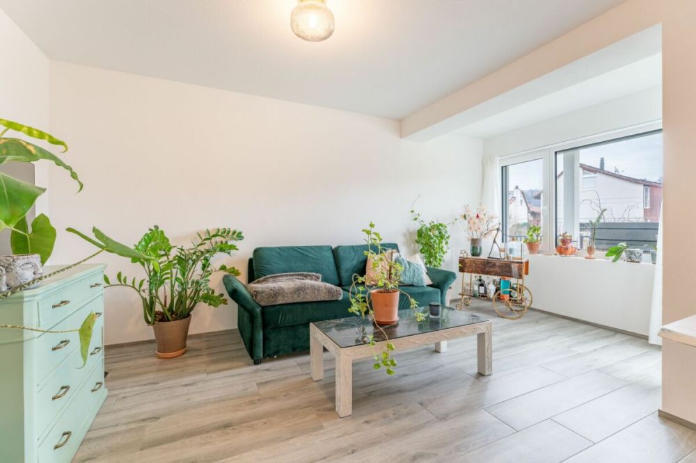 Traumwohnung an ruhiger Lage und guter ÖV-Anbindung - Bild 1