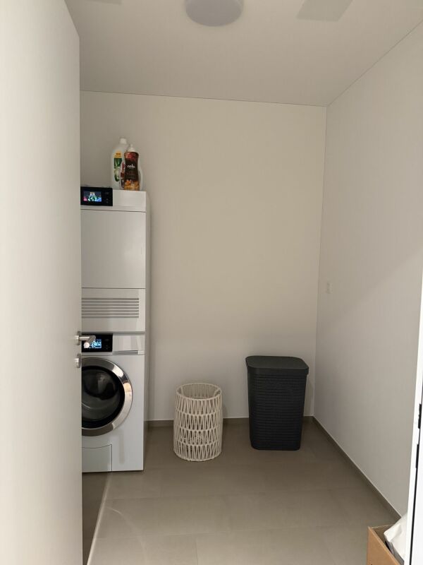 Moderne 4.5-Zimmer Neubauwohnung mit Balkon & Top-Ausstattung - Nachmieter gesucht - Bild 4