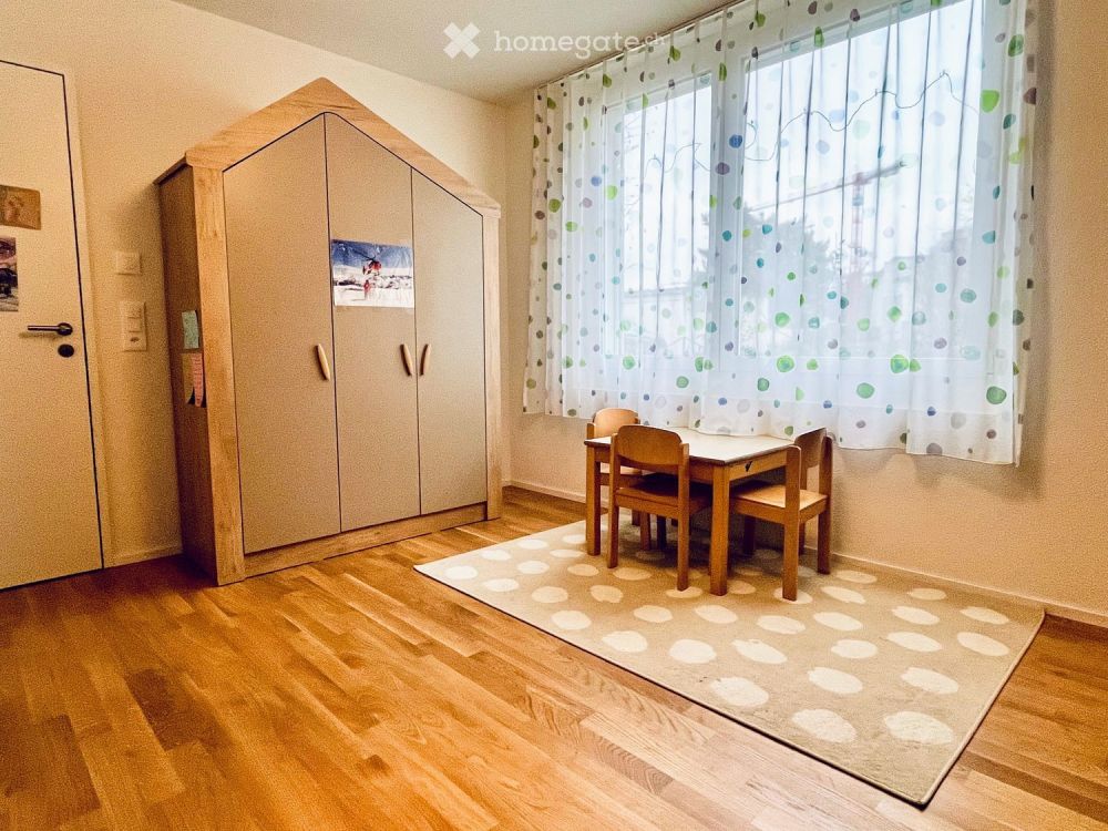 Grosszügige moderne 4 1/2 Zimmerwohnung im Wasserschloss - Bild 11