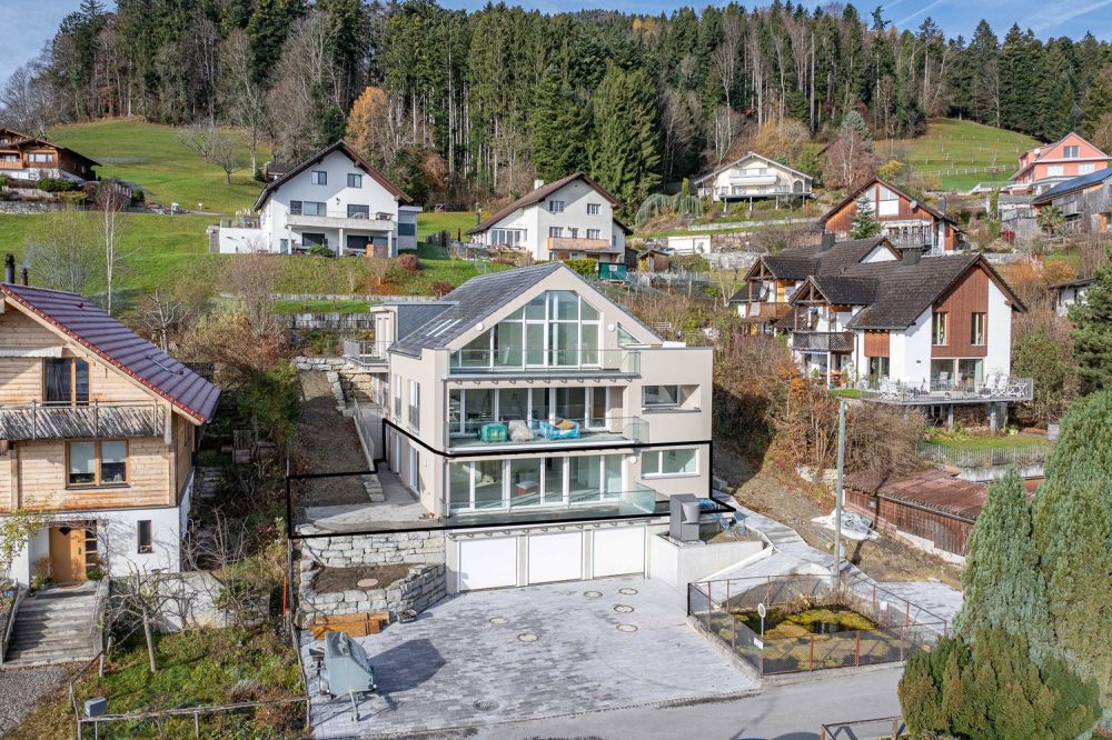 4.5-Zimmer-Wohnung - 4.5-Zimmer-Wohnung - 8