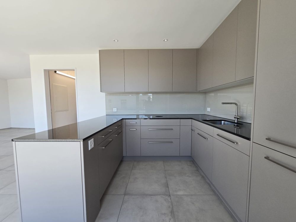 Grosszügige, moderne Neubau-Attika-Wohnung 3,5 Zimmer in Oftringen - Bild 4