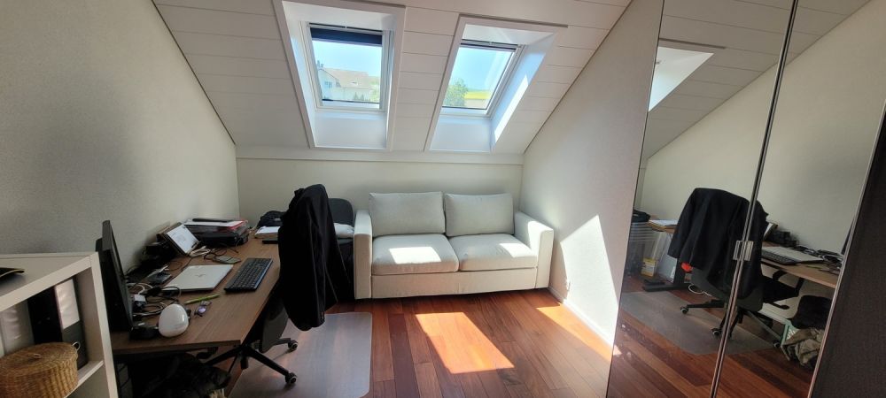 Helles WG-Zimmer in 4.5-Zimmer-Dachwohnung in ruhiger, grüner Umgebung - Bild 6
