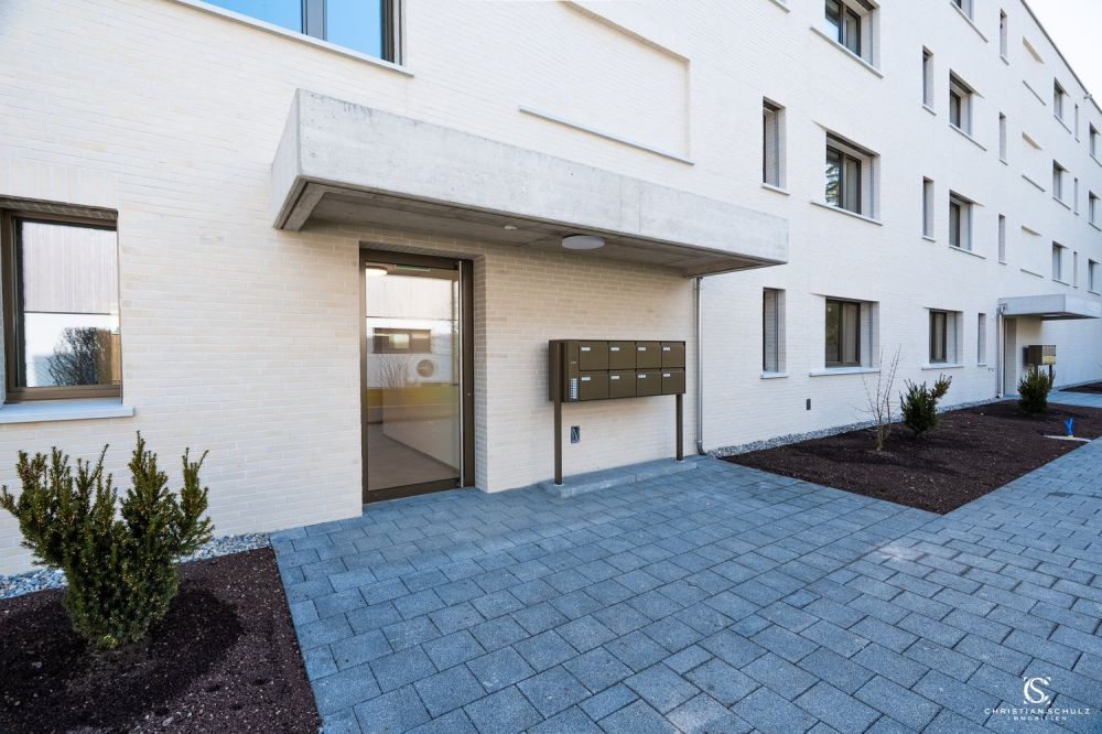 Oberste Etage 2.5-Zimmer-Neubau-Dachgeschosswohnung mit Weitsicht & Top-Ausstattung - Bild 7