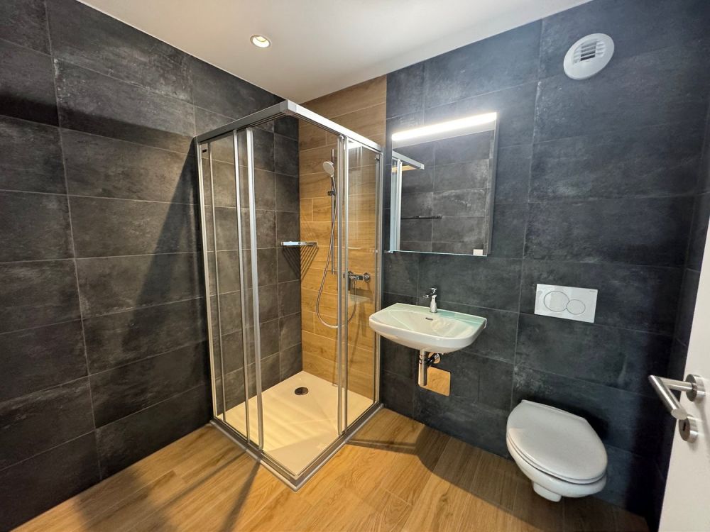 05716 - Appart. 4½ PCES - IMP. CHAMP-RIOND 7 - MATRAN - Bild 9