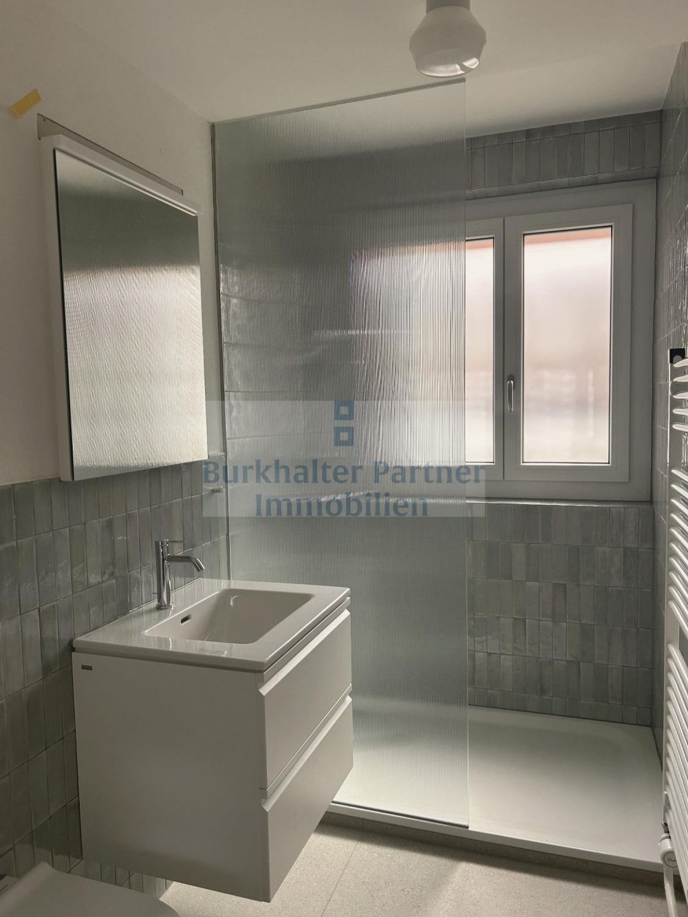 Frisch gesamtsanierte, helle Wohnung mit modernem Wohnkomfort - Bild 5